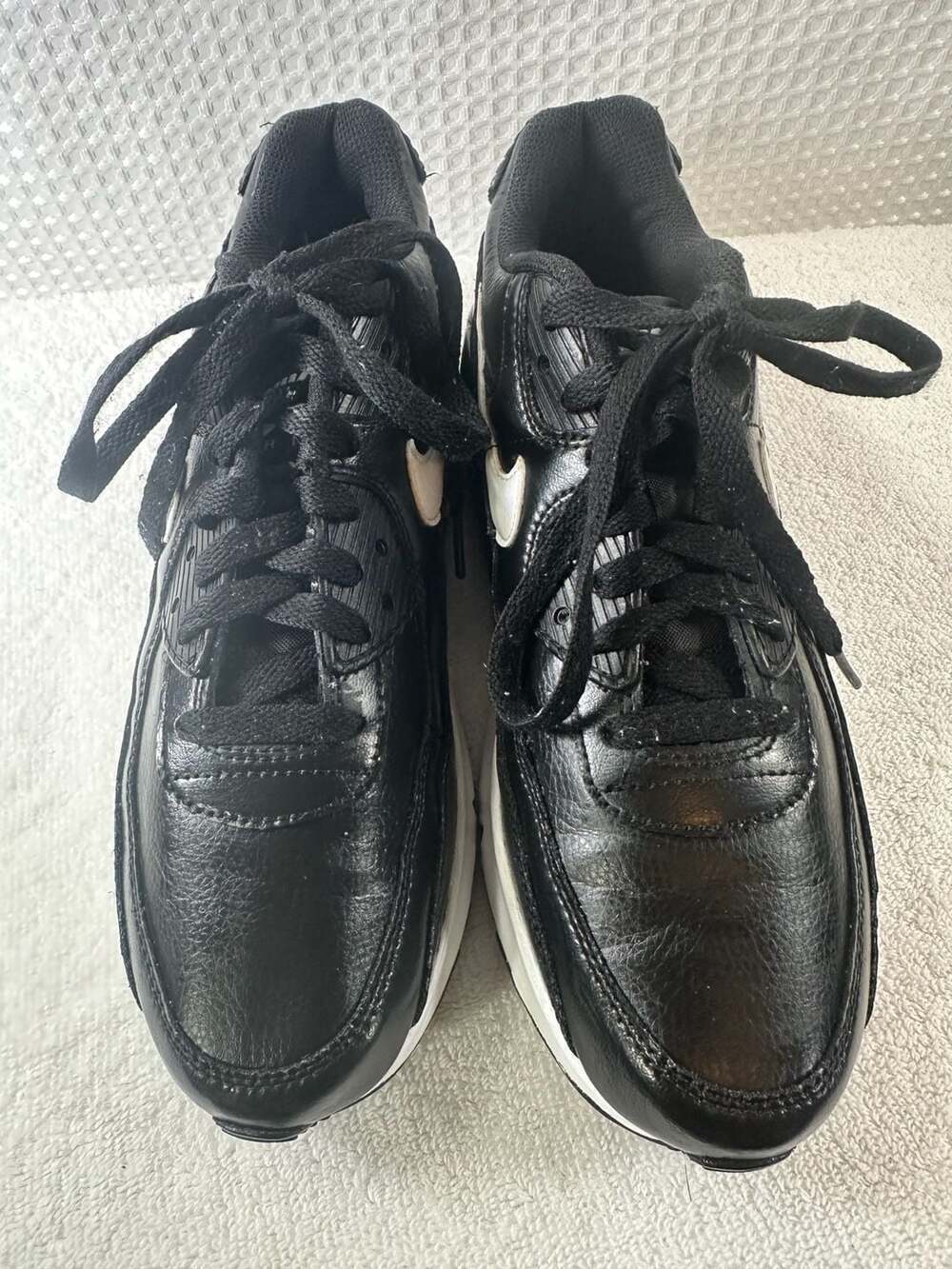 Nike Air Max 90 LTR GS Black White Size 6Y - Picture 4 of 9